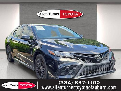 Midnight Black Metallic 2021 Toyota Camry SE