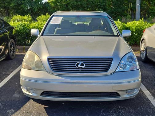 MILLENNIUM SILVER 2002 Lexus LS 430 Base