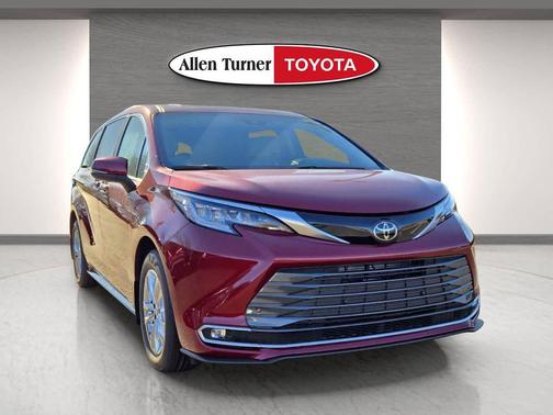 2026 Toyota Sienna Limited