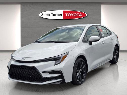 Ice Cap 2026 Toyota Corolla SE