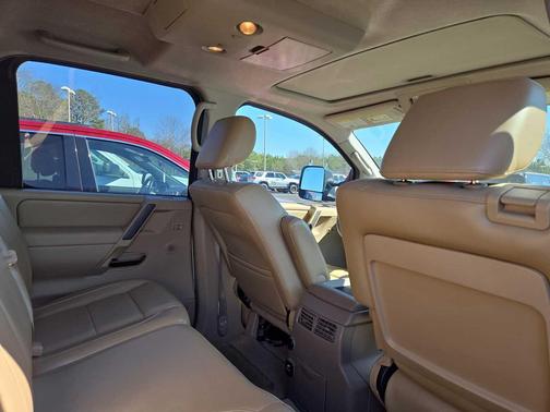 2013 Nissan Titan SL