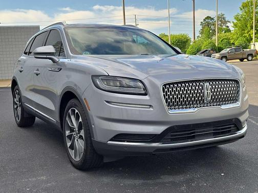 Silver Radiance 2021 Lincoln Nautilus Reserve