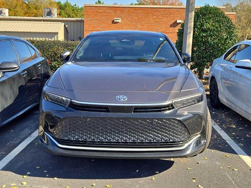 2024 Toyota Crown Platinum