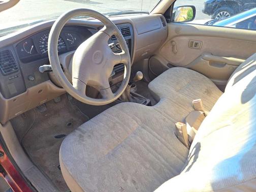 2002 Toyota Tacoma Base