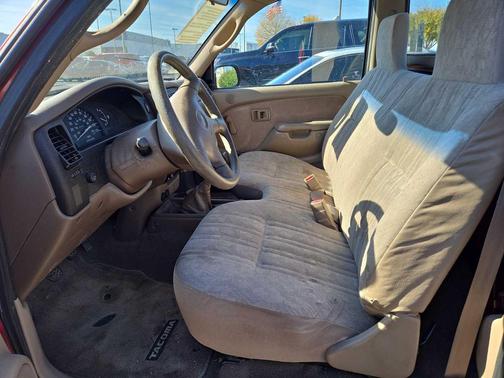 2002 Toyota Tacoma Base