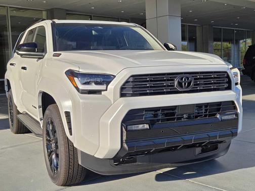 2026 Toyota 4Runner Hybrid Platinum