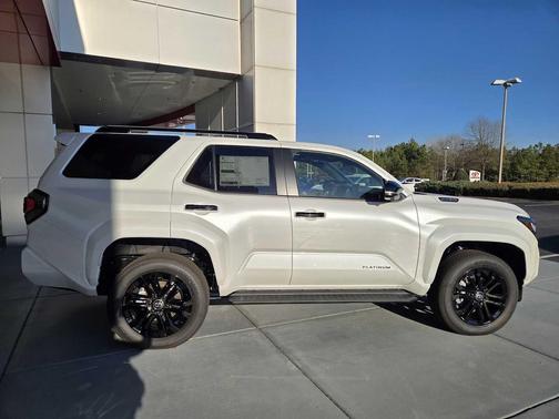 2026 Toyota 4Runner Hybrid Platinum
