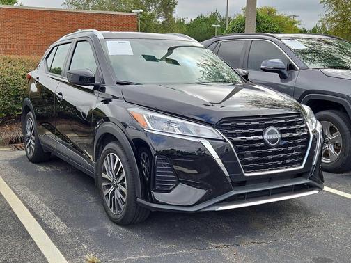 2023 Nissan Kicks SV