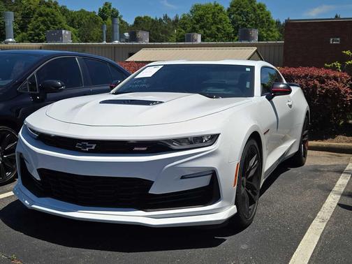 Summit White 2021 Chevrolet Camaro 2SS