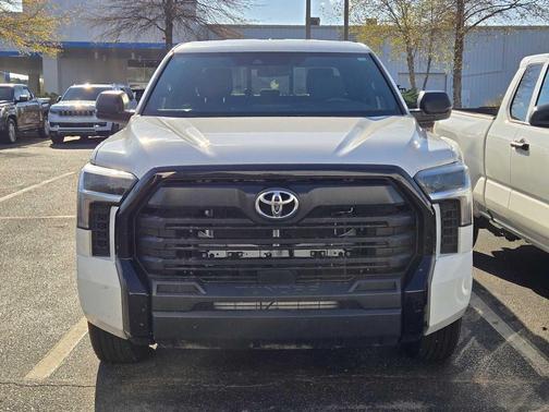 2025 Toyota Tundra SR