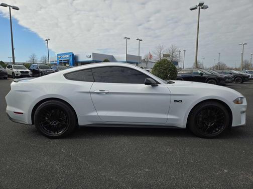 2022 Ford Mustang GT Premium