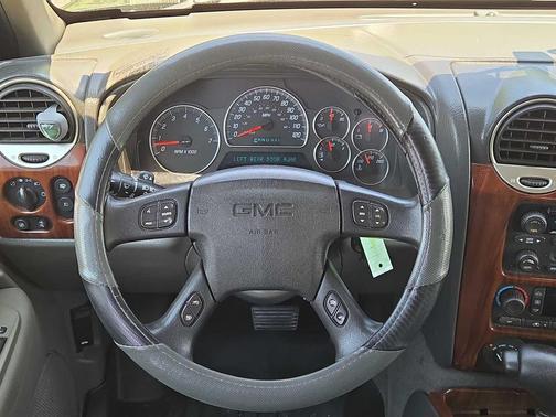 Carbon Metallic 2004 GMC Envoy SLT