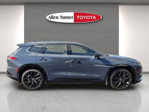 Storm Cloud 2025 Toyota Crown Signia Limited