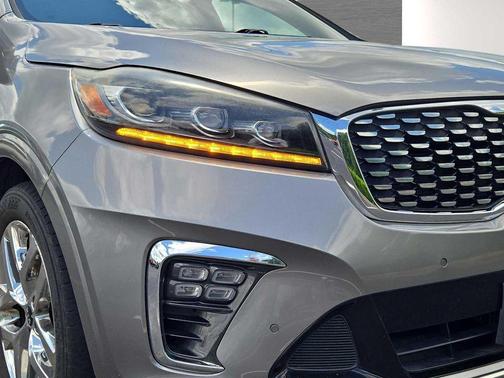 Titanium Silver 2019 Kia Sorento SX