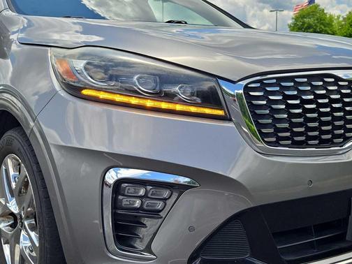 Titanium Silver 2019 Kia Sorento SX