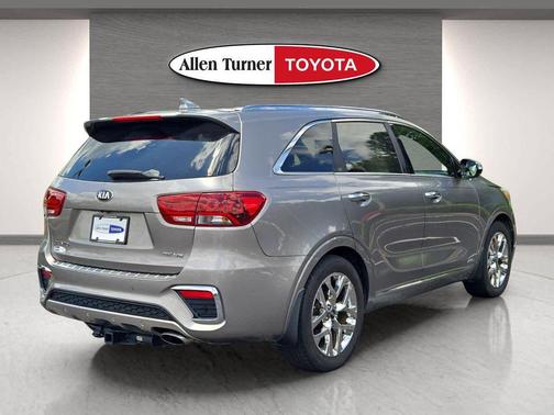 Titanium Silver 2019 Kia Sorento SX