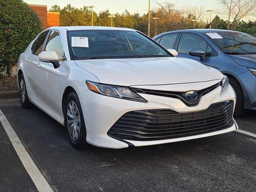 2020 Toyota Camry LE