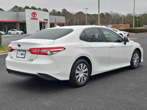 2020 Toyota Camry LE