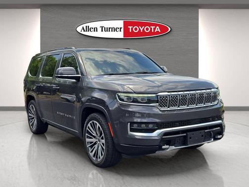 Baltic Gray Metallic Clearcoat 2022 Jeep Grand Wagoneer Series III 4x4