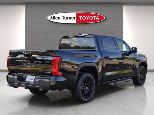 2026 Toyota Tundra Hybrid Platinum