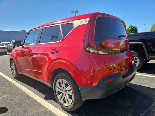 2022 Kia Soul LX
