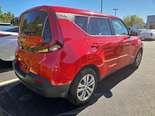 2022 Kia Soul LX