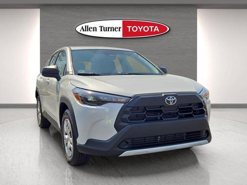 Wind Chill Pearl 2026 Toyota Corolla Cross L