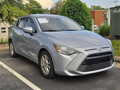2017 Toyota Yaris iA Base