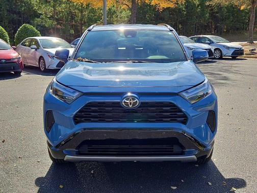 2025 Toyota RAV4 Hybrid SE