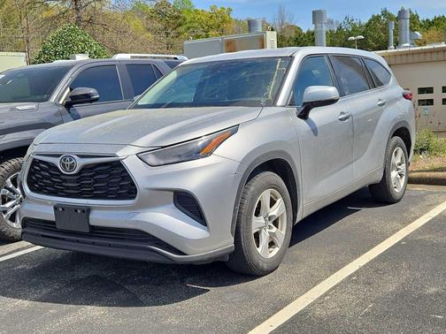 Celestial Silver Metallic 2023 Toyota Highlander L