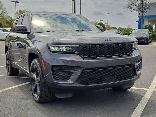 2024 Jeep Grand Cherokee Altitude
