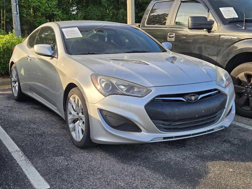 Platinum Metallic 2013 Hyundai Genesis Coupe 2.0T