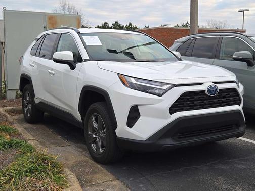 2024 Toyota RAV4 Hybrid LE