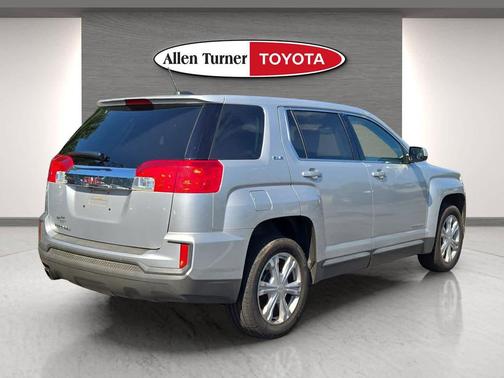 Quicksilver Metallic 2017 GMC Terrain SLE-1