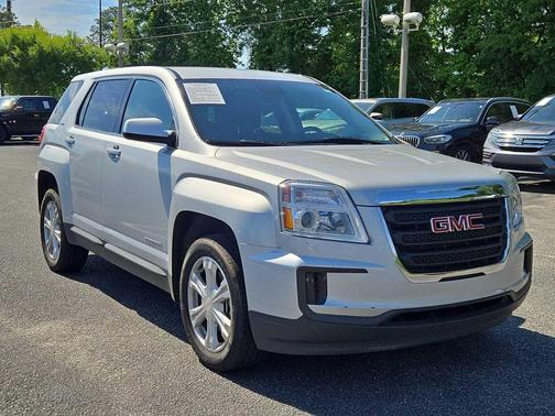 Quicksilver Metallic 2017 GMC Terrain SLE-1