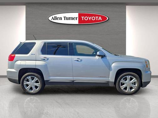 Quicksilver Metallic 2017 GMC Terrain SLE-1