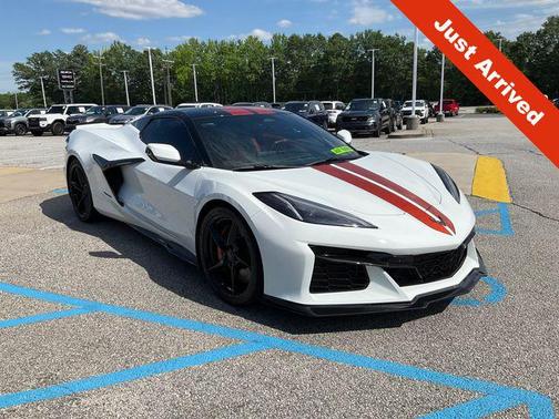 Arctic White 2025 Chevrolet Corvette E-Ray RWD Convertible 3LZ