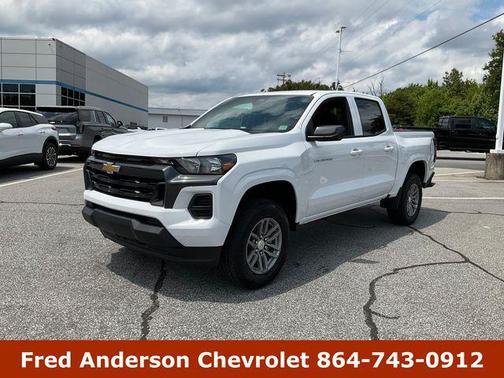 Summit White 2026 Chevrolet Colorado LT