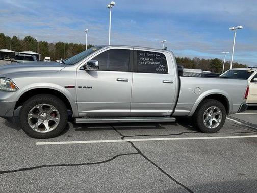 2015 RAM 1500 Laramie