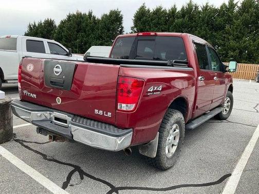 2004 Nissan Titan LE Crew Cab