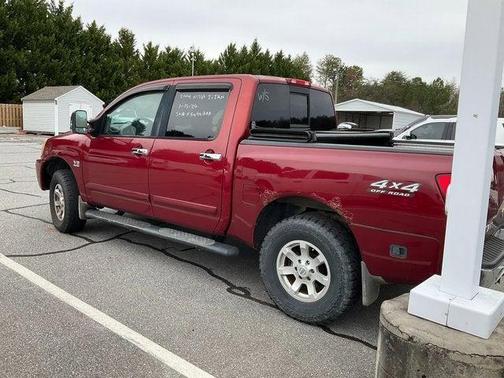 2004 Nissan Titan LE Crew Cab