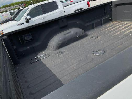 Bright White Clearcoat 2020 RAM 2500 Tradesman Crew Cab 4x4 8' Box