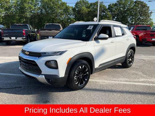 Summit White 2023 Chevrolet Trailblazer LT