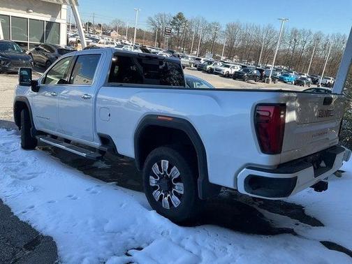 2024 GMC Sierra 2500 Denali