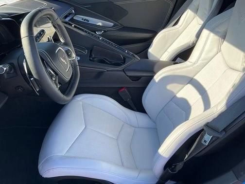 2025 Chevrolet Corvette Stingray w/1LT