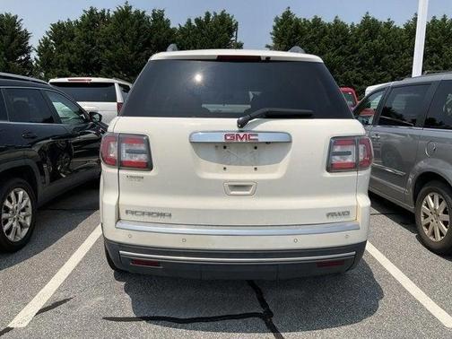 2015 GMC Acadia SLE-2