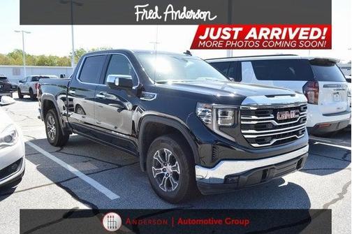2025 GMC Sierra 1500 SLT