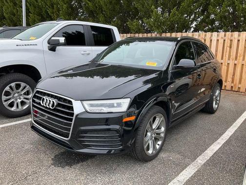 Mythos Black Metallic 2016 Audi Q3 2.0T Premium Plus