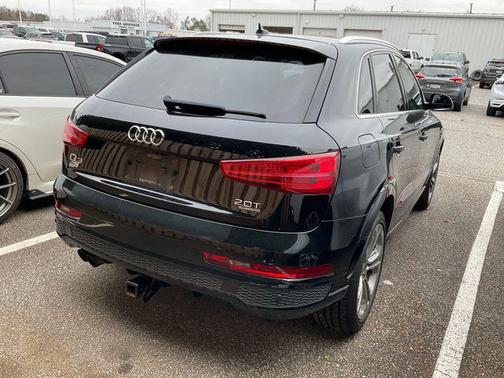 Mythos Black Metallic 2016 Audi Q3 2.0T Premium Plus