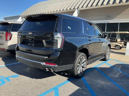 2025 Chevrolet Tahoe 4WD High Country